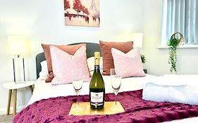 Hazel 1-Bedroom Cousy Flat, Parking, Wifi, Prime Location, Close To Blenheim Palace & Oxford